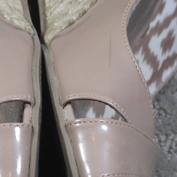 Dexflex Comfort Size 11 Nude Patent 3.5" Wedge Espadrille Heels - Picture 7 of 7